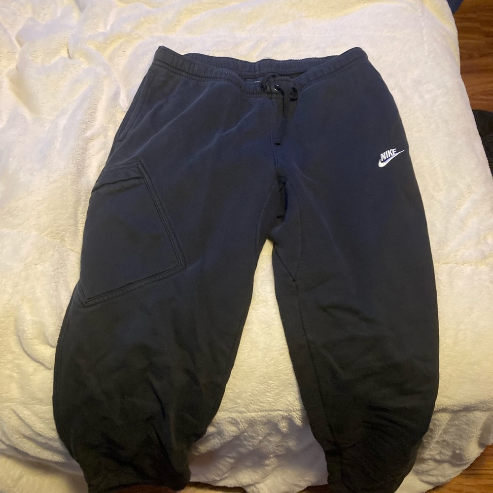Black Nike sweatshirt size large